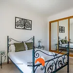 #182 T1 Pedra Dos Bicos By Holidays *